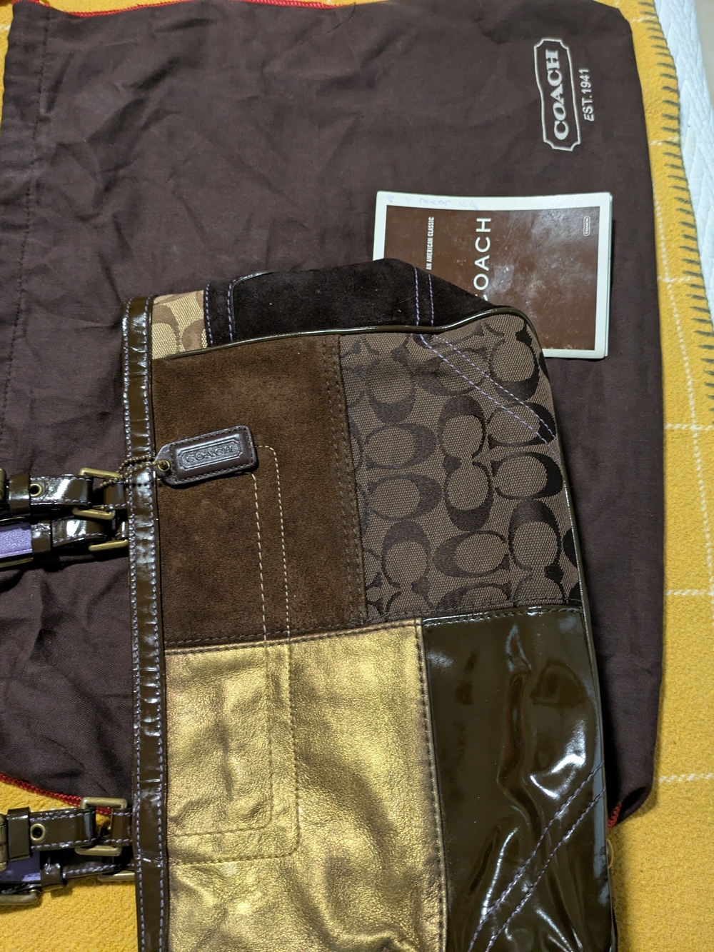 VINTAGE COACH Patchwork Signature Tote in Brown & Gold - Picture 2 of 3